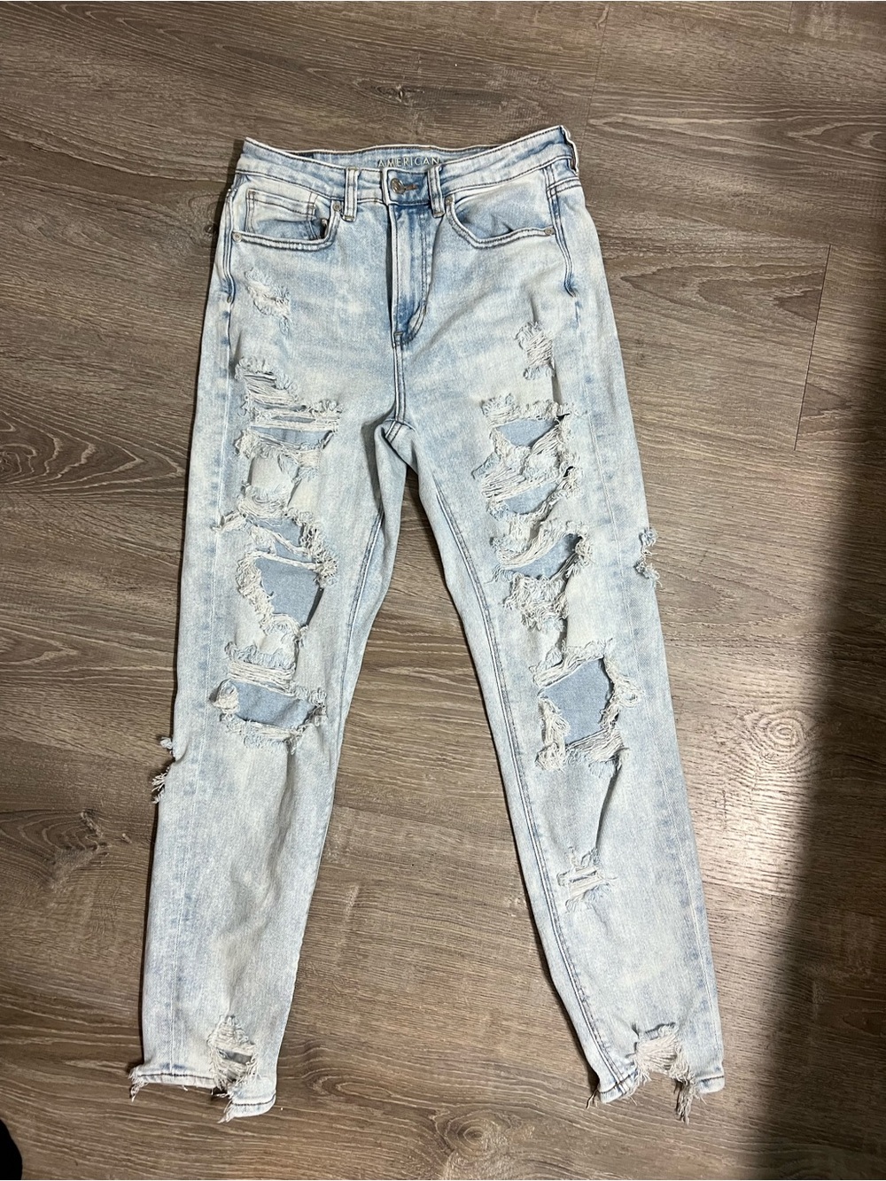 American Eagle Mom Jean 4